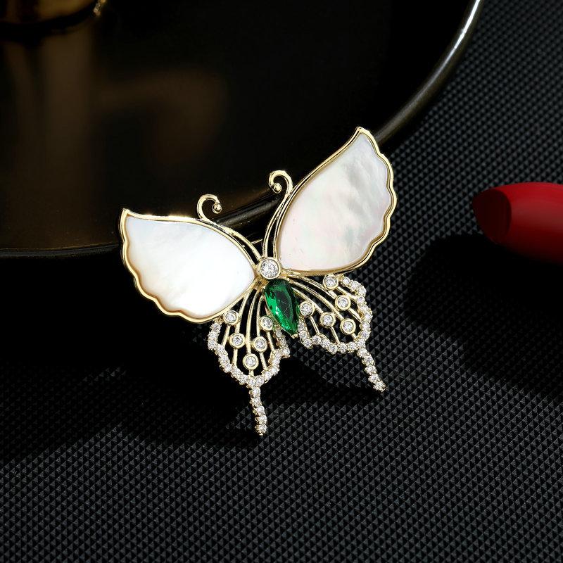 Women s Light Luxury Design Inlaid With Zircon Butterfly Brooch Fashionable And Versatile Niche Design Sense Brooch
Women s Light Luxury Design Inlaid With Zircon Butterfly Brooch Fashionable And Versatile Niche Design Sense Brooch