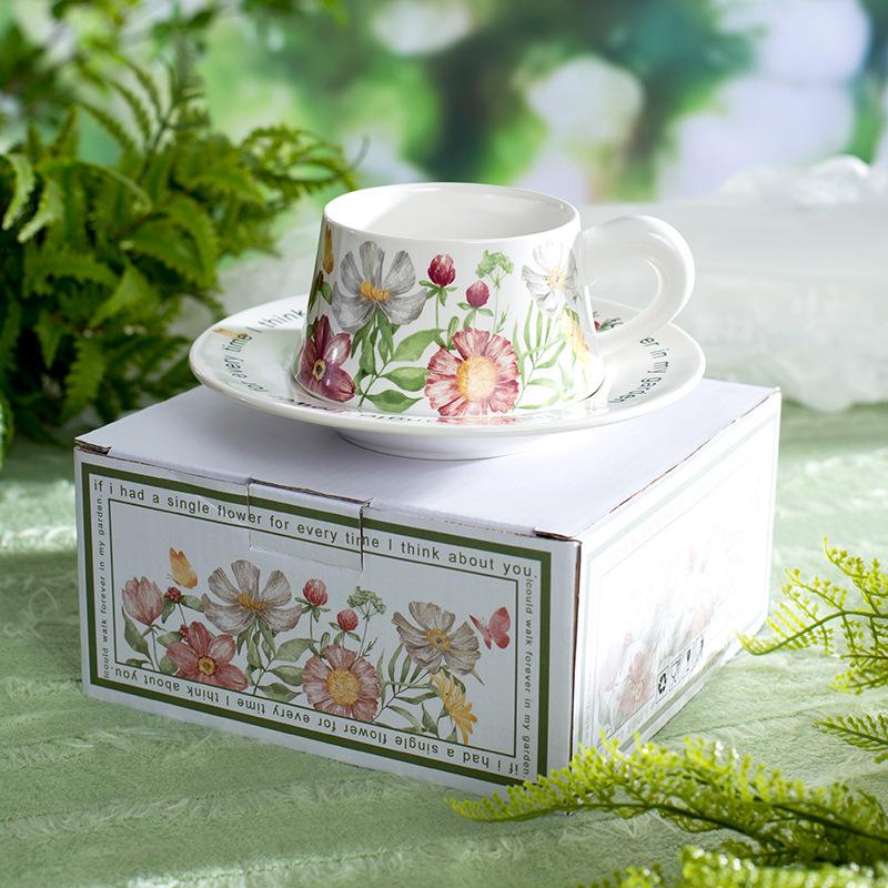 Sunflower Ceramic Tea Set: Coffee Cup, Saucer, Dessert Plate, Fruit Basket, Milk Jug - Ideal Gift 260ml
Sunflower Ceramic Tea Set: Coffee Cup, Saucer, Dessert Plate, Fruit Basket, Milk Jug - Ideal Gift 260ml