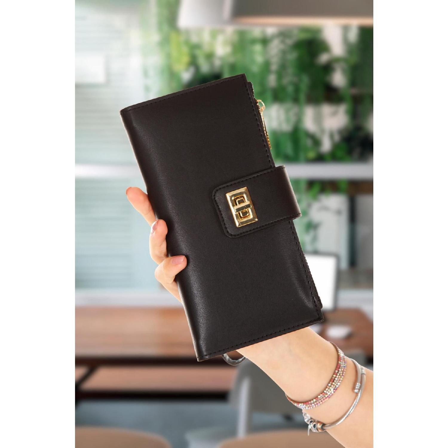 Женский черный кошелек Venesia с бумажным держателем для карт для монет с запираемым ремешком на запястье-портфелем
Женский черный кошелек Venesia с бумажным держателем для карт для монет с запираемым ремешком на запястье-портфелем