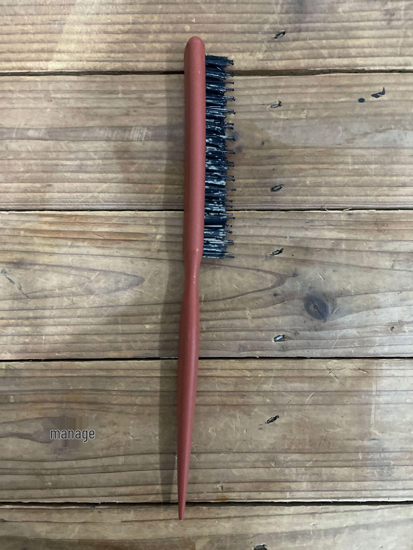 Расческа для волос с длинной ручкой из щетины кабана и расческа для укладки с узкими зубьями
Расческа для волос с длинной ручкой из щетины кабана и расческа для укладки с узкими зубьями