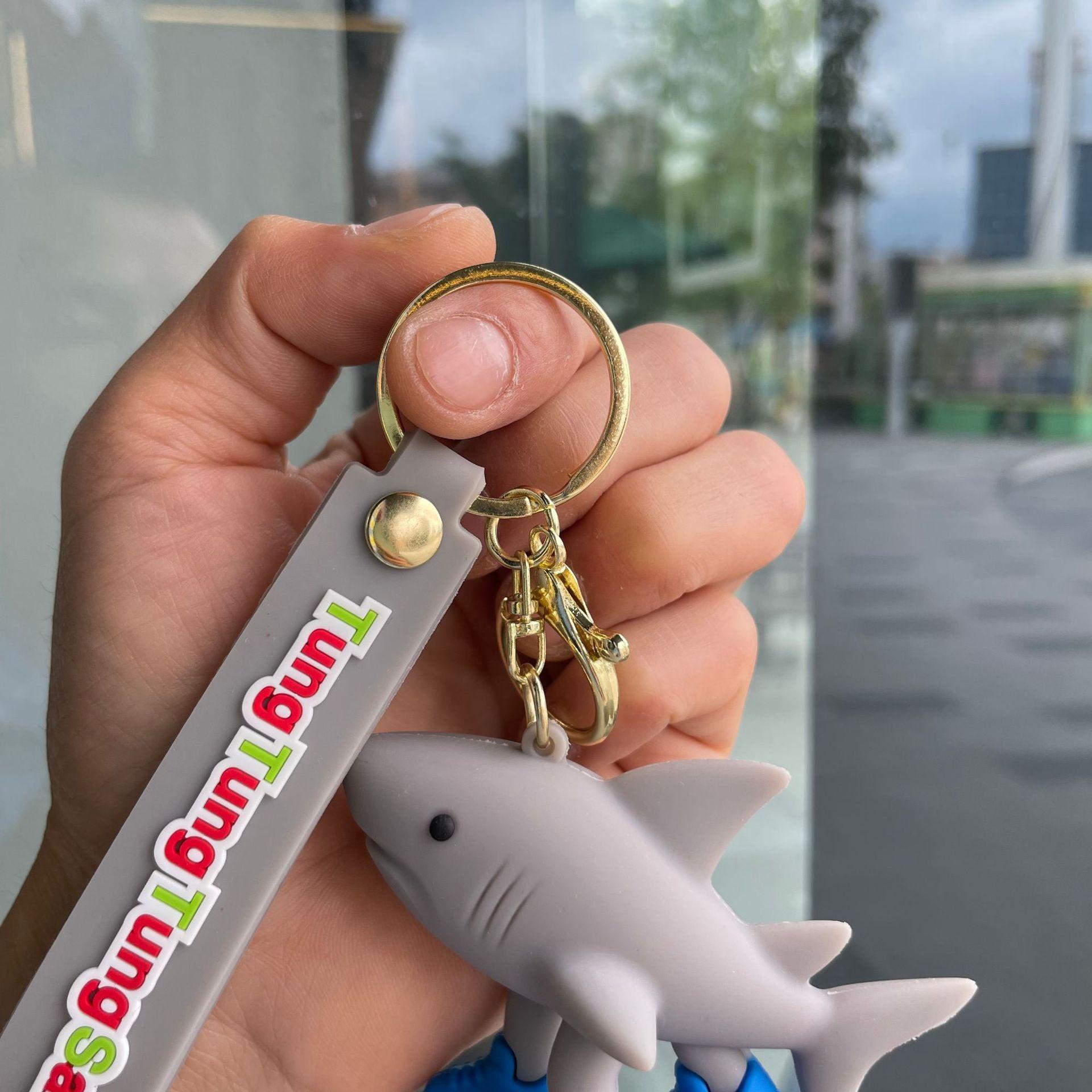 Tralalero Tralalas Animation Figures Key Ring Brainrot Tungtung Sahur Car Key Ring Plaything Key Rings Pouch Pendant Decor Present
Tralalero Tralalas Animation Figures Key Ring Brainrot Tungtung Sahur Car Key Ring Plaything Key Rings Pouch Pendant Decor Present
