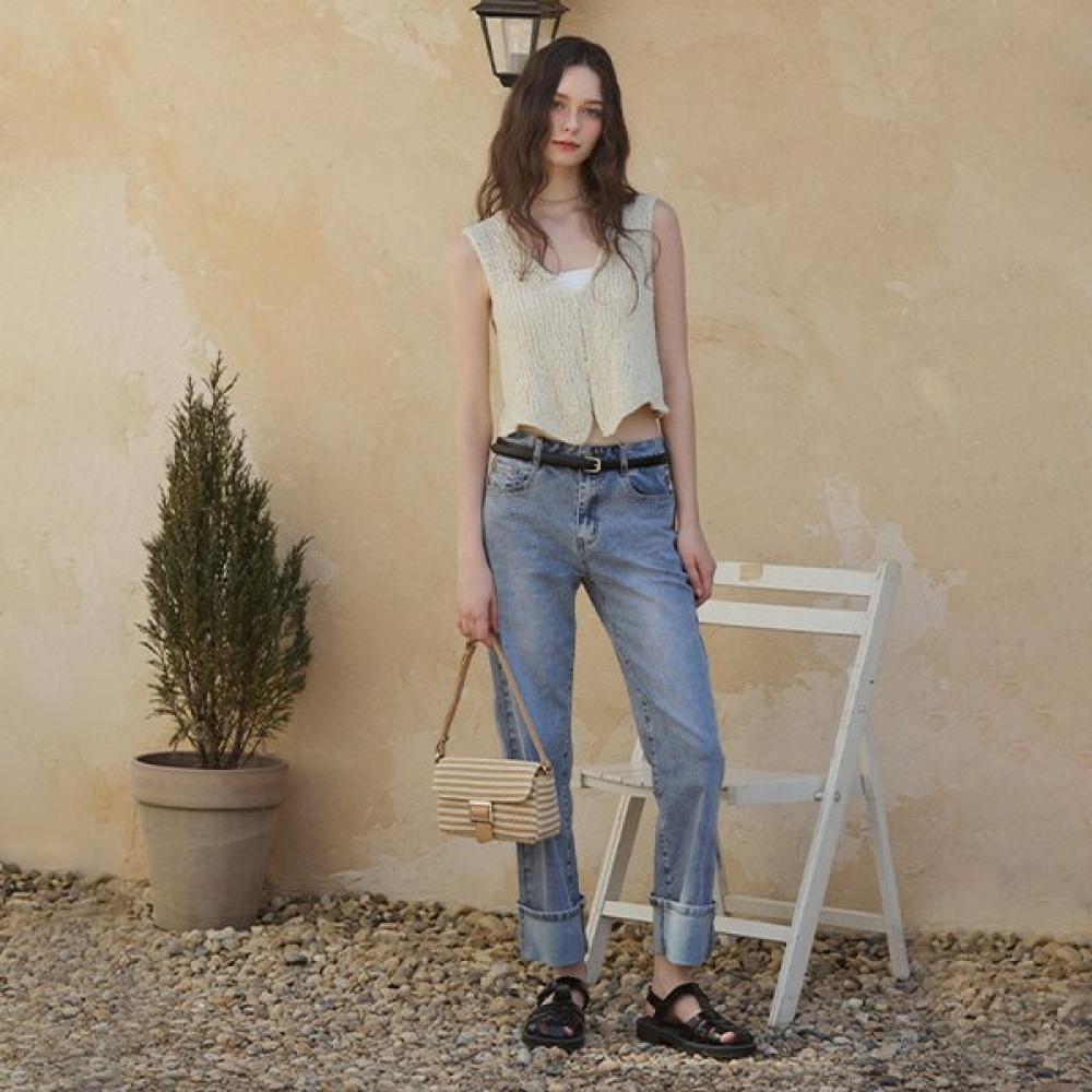 Rattan Baguette Bag Ar7ab441 BK (black)/FF
Rattan Baguette Bag Ar7ab441 BK (black)/FF