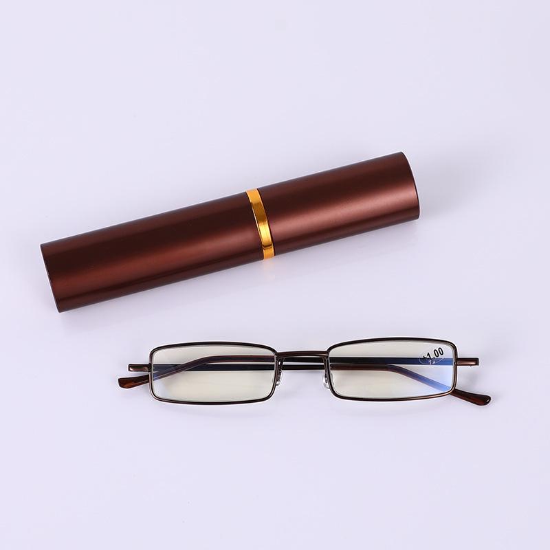 Надлегкі металеві окуляри для читання з чохлом-підставкою для ручки - Унісекс міні-дизайн +150 Degree
Надлегкі металеві окуляри для читання з чохлом-підставкою для ручки - Унісекс міні-дизайн +150 Degree