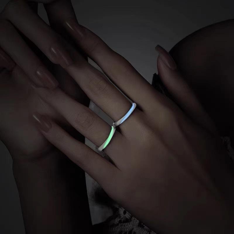 Luminous Mobius Ring, Couple Ring, Men s and Women s Pair Ring, Fashionable Versatile Plain Ring, Sweet Ins Style Jewelry.
Luminous Mobius Ring, Couple Ring, Men s and Women s Pair Ring, Fashionable Versatile Plain Ring, Sweet Ins Style Jewelry.