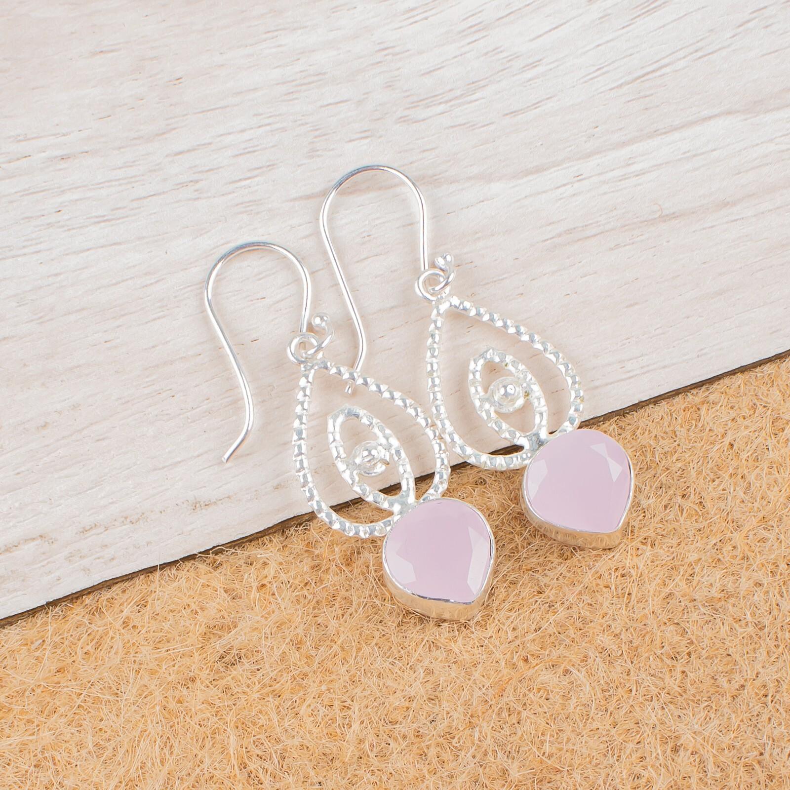 Rose Chalcedony Gemstone 925 Sterling Silver Jewelry Drop/Dangle Earrings 2.00 EE-32-16
Rose Chalcedony Gemstone 925 Sterling Silver Jewelry Drop/Dangle Earrings 2.00 EE-32-16