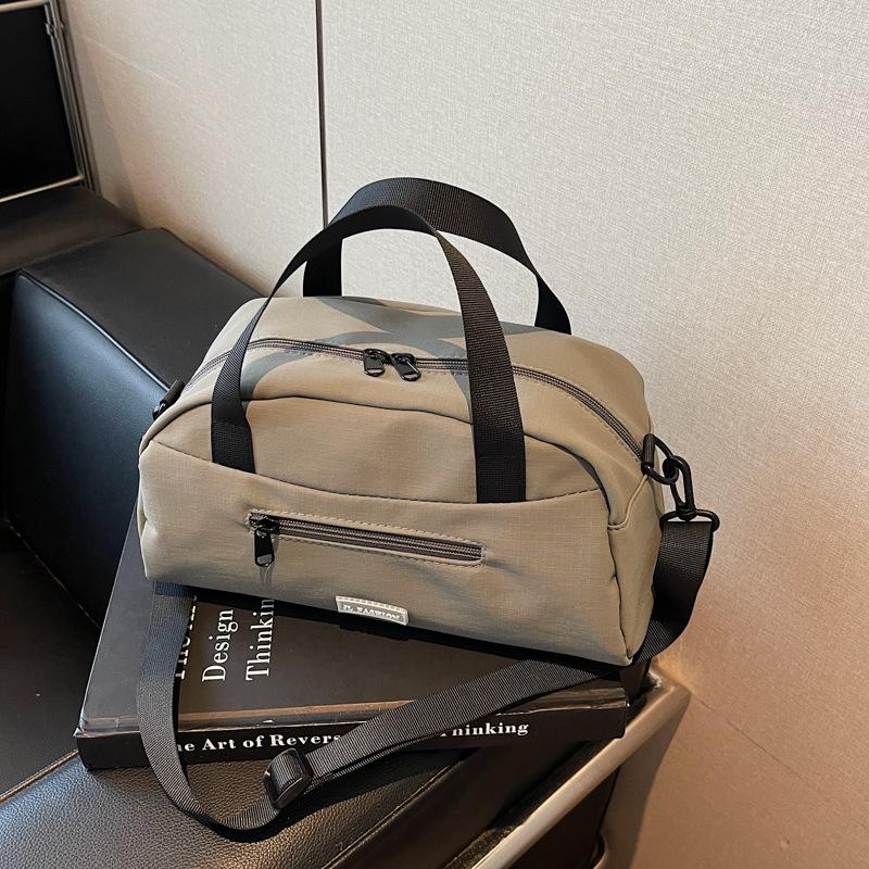Summer Summer Bags Women S Sports Messenger Bags Simple Casual Men S And Women S Outdoor Lightweight Handbags Tide серый
Summer Summer Bags Women S Sports Messenger Bags Simple Casual Men S And Women S Outdoor Lightweight Handbags Tide серый
