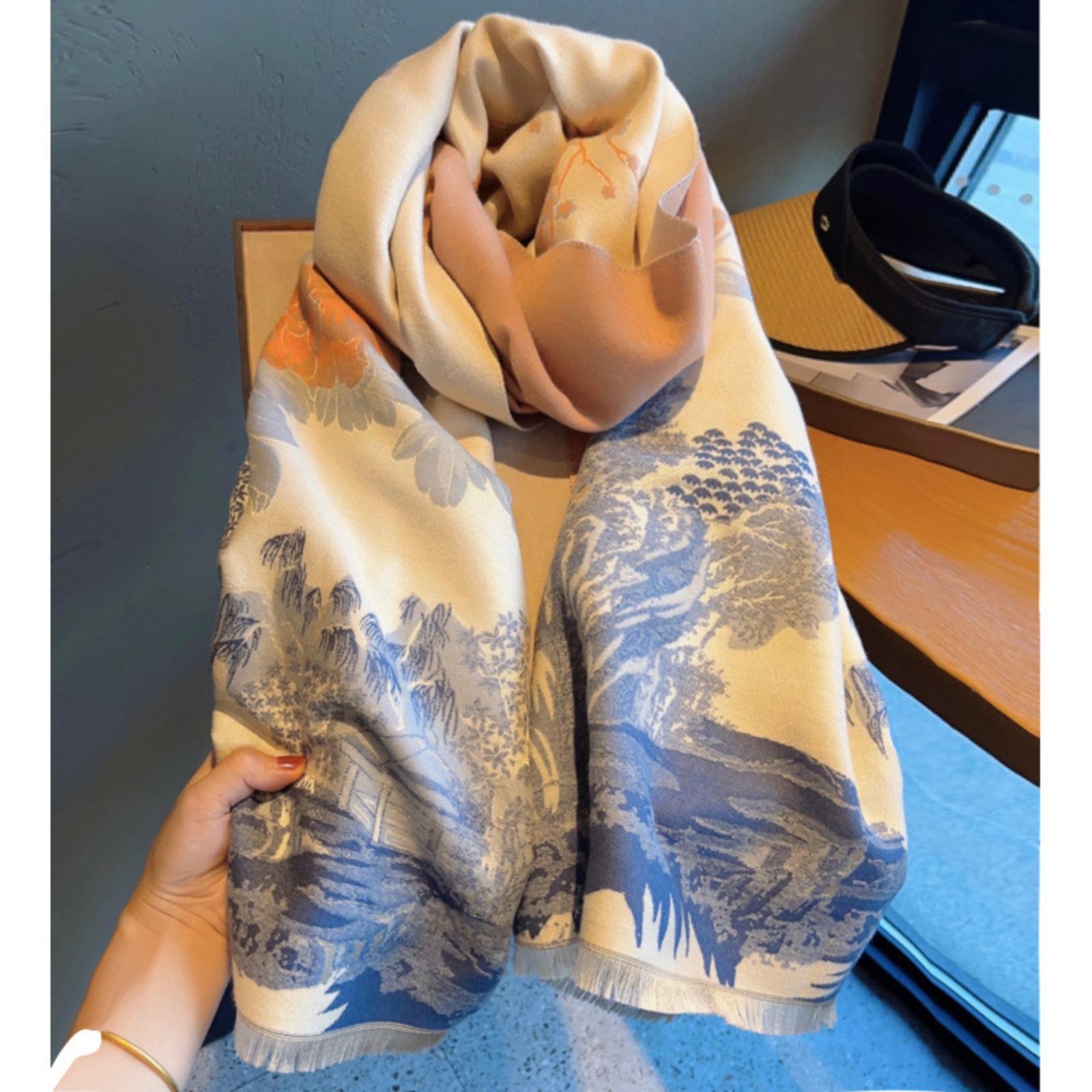 Женский шарф-шаль из искусственного кашемира One Size
Женский шарф-шаль из искусственного кашемира One Size