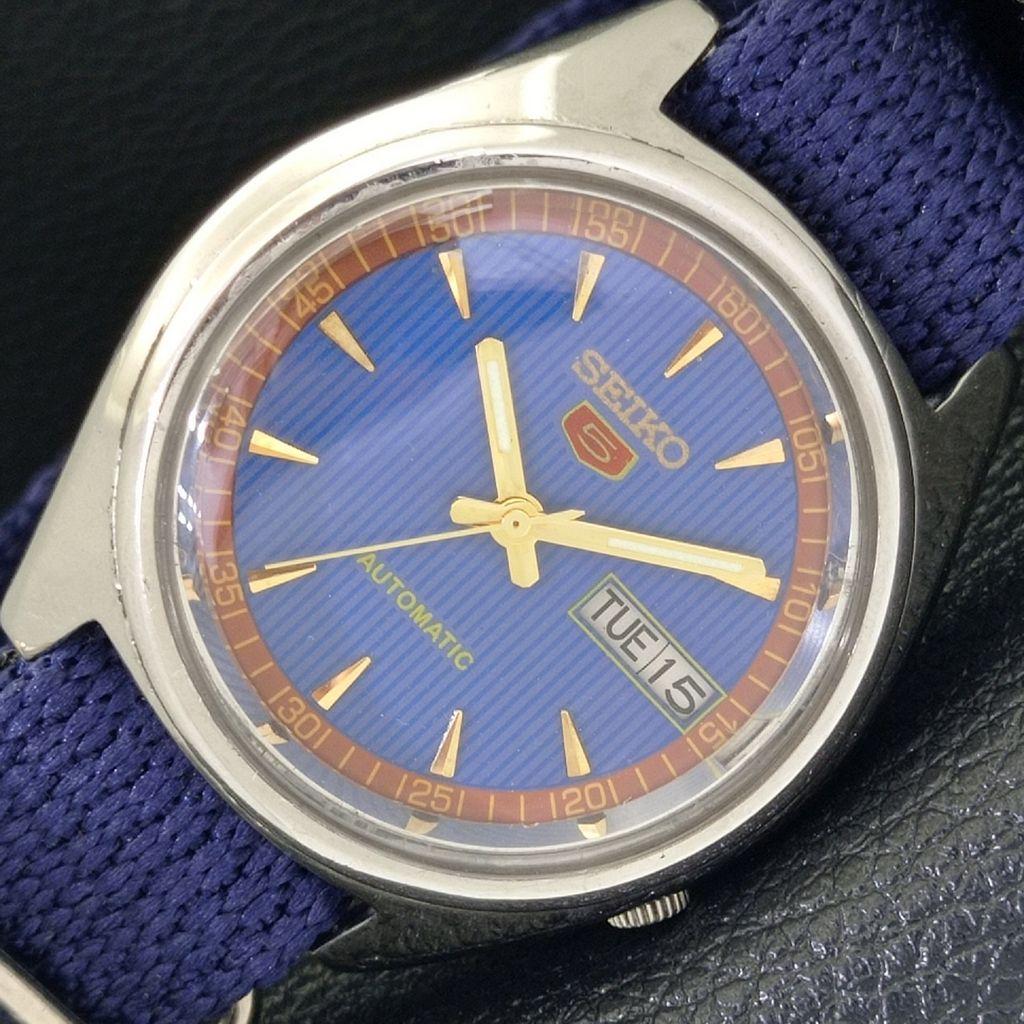 ВИНТАЖНЫЕ МУЖСКИЕ ЧАСЫ SEIKO 5 AUTOMATIC 7019A ЯПОНИЯ С СИНИМ ЦИФЕРБЛАТОМ a500123-2 R151a-a500123
ВИНТАЖНЫЕ МУЖСКИЕ ЧАСЫ SEIKO 5 AUTOMATIC 7019A ЯПОНИЯ С СИНИМ ЦИФЕРБЛАТОМ a500123-2 R151a-a500123