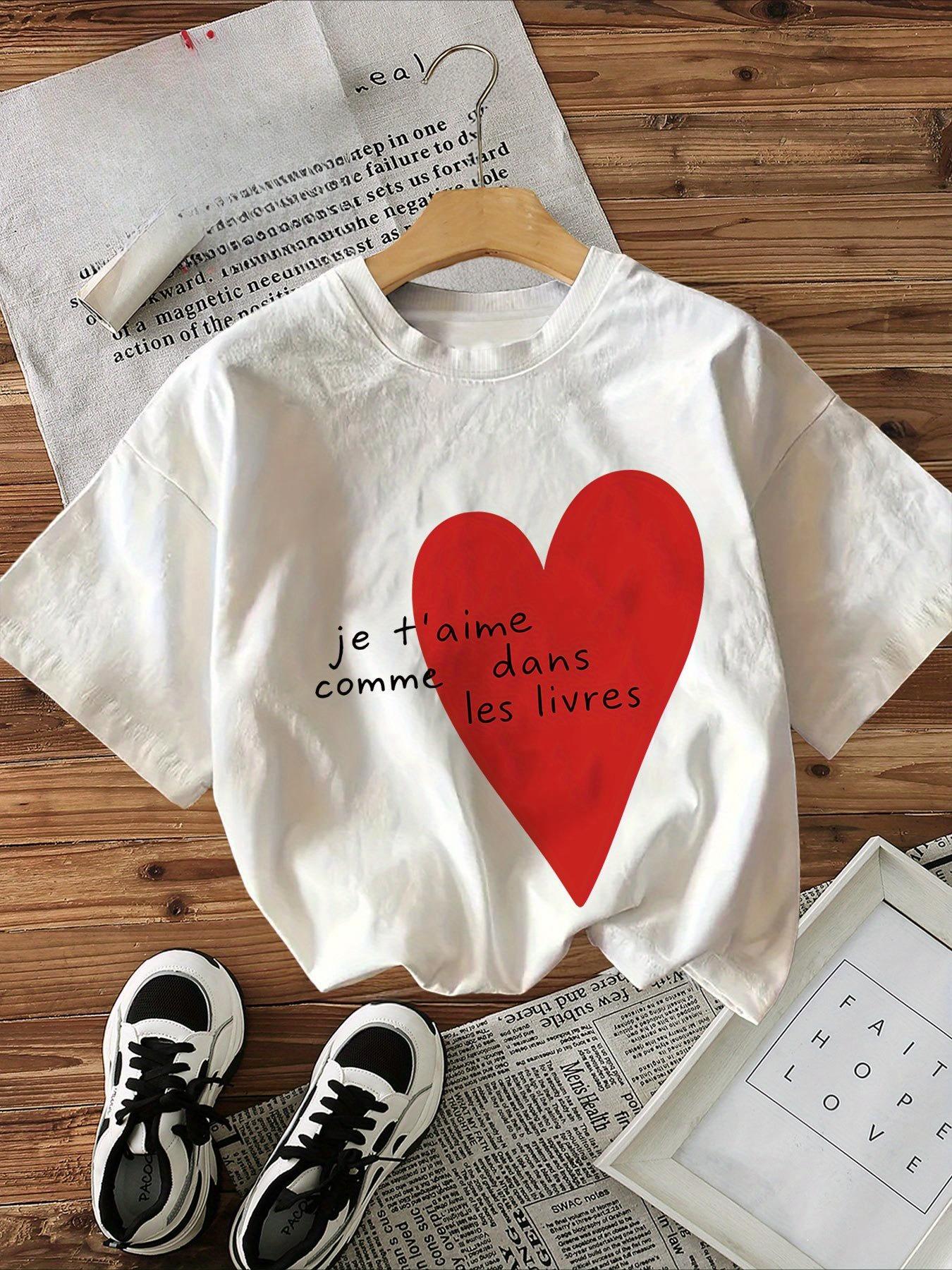 Womens Casual Short Sleeve Crew Neck TShirt Je Taime Comme Dans Les Livres Graphic Print with Red Heart Comfort Clothing S
Womens Casual Short Sleeve Crew Neck TShirt Je Taime Comme Dans Les Livres Graphic Print with Red Heart Comfort Clothing S
