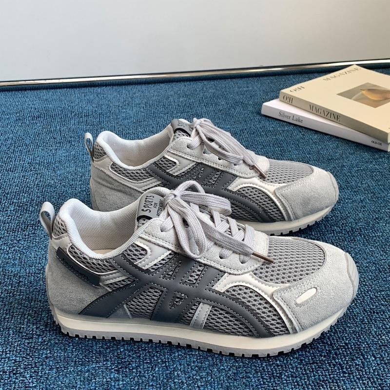 Women s autumn new versatile breathable mesh surface is not tired, foot thick bottom leisure sports 40
Women s autumn new versatile breathable mesh surface is not tired, foot thick bottom leisure sports 40