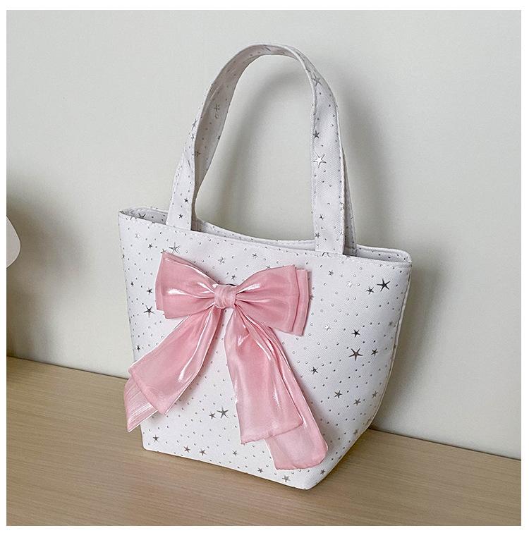 Stylish Bow Decor Top-Handle Bags Fashiable and Versatile Shoulder Bag Women s Large Capacity Canvas Crossbody Bucket Bag
Stylish Bow Decor Top-Handle Bags Fashiable and Versatile Shoulder Bag Women s Large Capacity Canvas Crossbody Bucket Bag