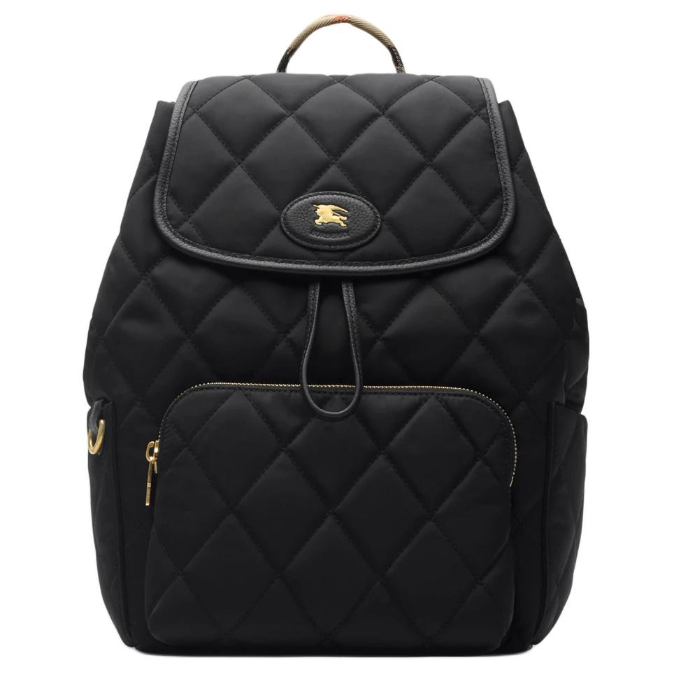 Burberry Quilted Nylon Backpack With Equestrian Knight Logo & Gold Hardware For Daily Use Basic Set (Bag+Dust Bag)
Burberry Quilted Nylon Backpack With Equestrian Knight Logo & Gold Hardware For Daily Use Basic Set (Bag+Dust Bag)