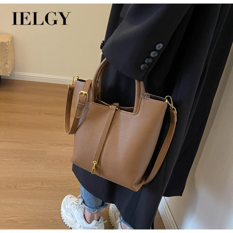 Женская сумка-корзина для овощей IELGY, однотонная мягкая кожаная переносная сумка через плечо
Женская сумка-корзина для овощей IELGY, однотонная мягкая кожаная переносная сумка через плечо