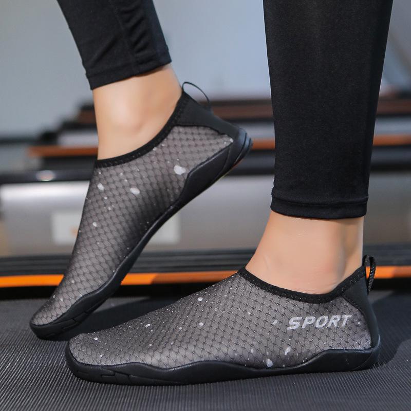 Унисекс дышащая обувь для indoor-спорта с мягкой подошвой, противоскользящая, с амортизацией, для бега, фитнеса, прыжков на скакалке, аэробики, беговой дорожки и йоги 39
Унисекс дышащая обувь для indoor-спорта с мягкой подошвой, противоскользящая, с амортизацией, для бега, фитнеса, прыжков на скакалке, аэробики, беговой дорожки и йоги 39
