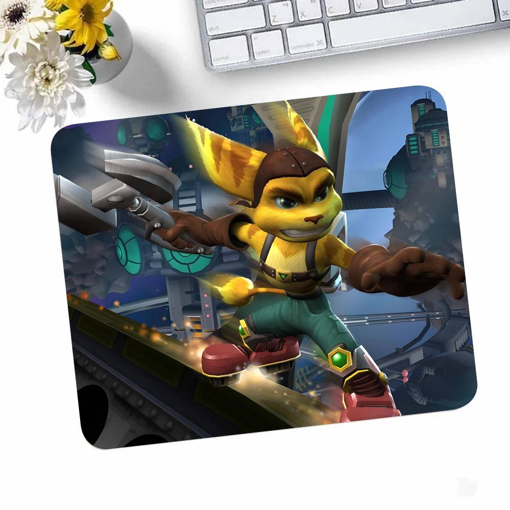 Ratchet And Clank Rift Apart Game Mousepad Small LockEdge Mouse Pad For Gamers Computer Desk Pad Rectangular Anti-slip Rubber 180x220x2mm
Ratchet And Clank Rift Apart Game Mousepad Small LockEdge Mouse Pad For Gamers Computer Desk Pad Rectangular Anti-slip Rubber 180x220x2mm