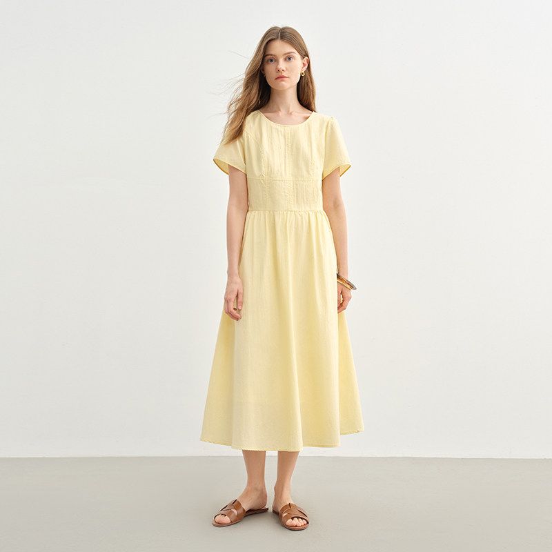 Single Beam Plus size women clothing Oruo Style Dress 2025 Summer New Chubby Light People Wear Waist Hugging Slimming Long dress Light yellow 6
Single Beam Plus size women clothing Oruo Style Dress 2025 Summer New Chubby Light People Wear Waist Hugging Slimming Long dress Light yellow 6