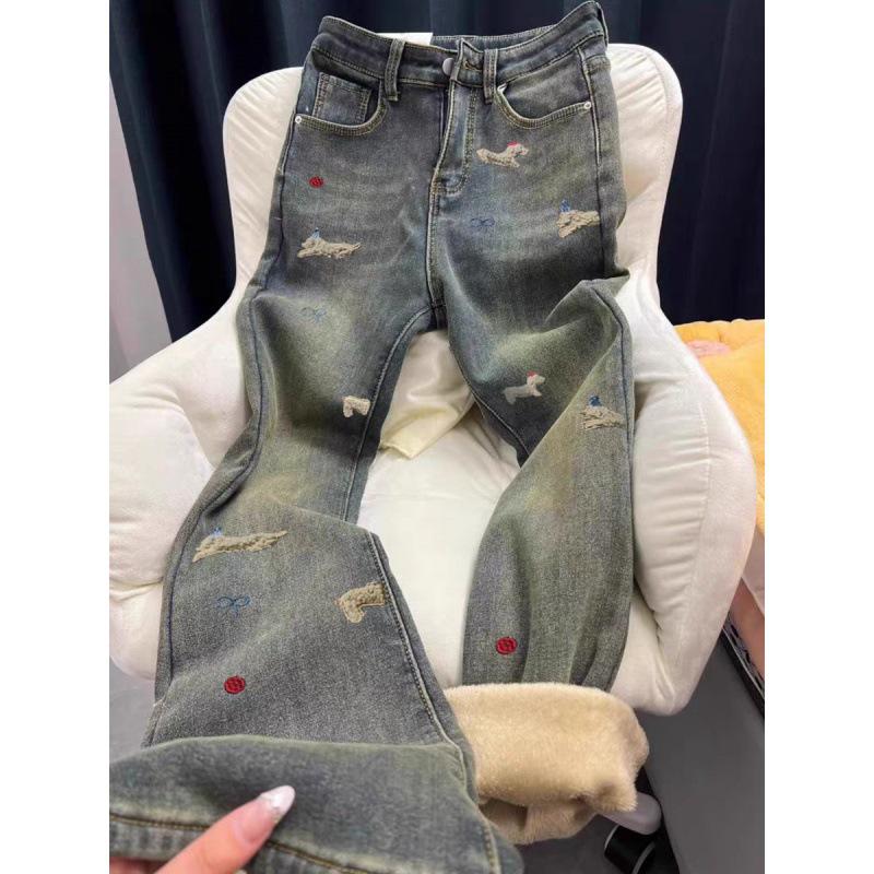 Plus Size High Waist Fleece-Lined Micro-Flare Jeans for Women - Slimming, Elastic, Wide Leg Bell Bottoms for Autumn/Winter S
Plus Size High Waist Fleece-Lined Micro-Flare Jeans for Women - Slimming, Elastic, Wide Leg Bell Bottoms for Autumn/Winter S