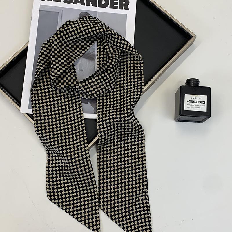 Шелковый шарф, длинная полоса, летнее украшение высокого класса, рубашка, костюм, шарф, клетчатая повязка на голову, стример, шарф.
Шелковый шарф, длинная полоса, летнее украшение высокого класса, рубашка, костюм, шарф, клетчатая повязка на голову, стример, шарф.