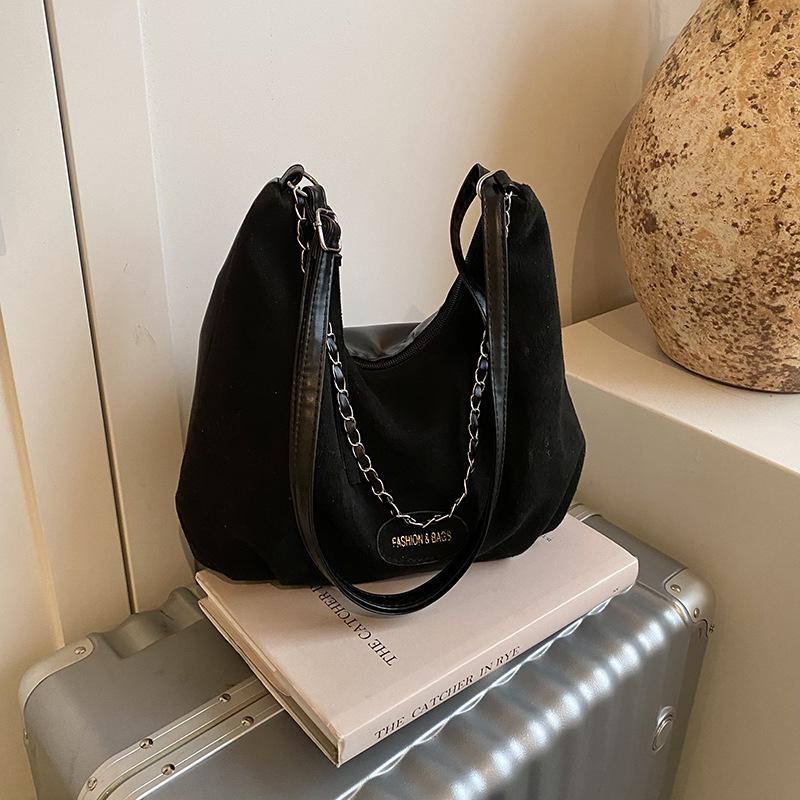 2025 зима новая корейская версия модная простая большая вместительная сумка-тоут большая сумка женская повседневная сумка через плечо в иностранном стиле
2025 зима новая корейская версия модная простая большая вместительная сумка-тоут большая сумка женская повседневная сумка через плечо в иностранном стиле