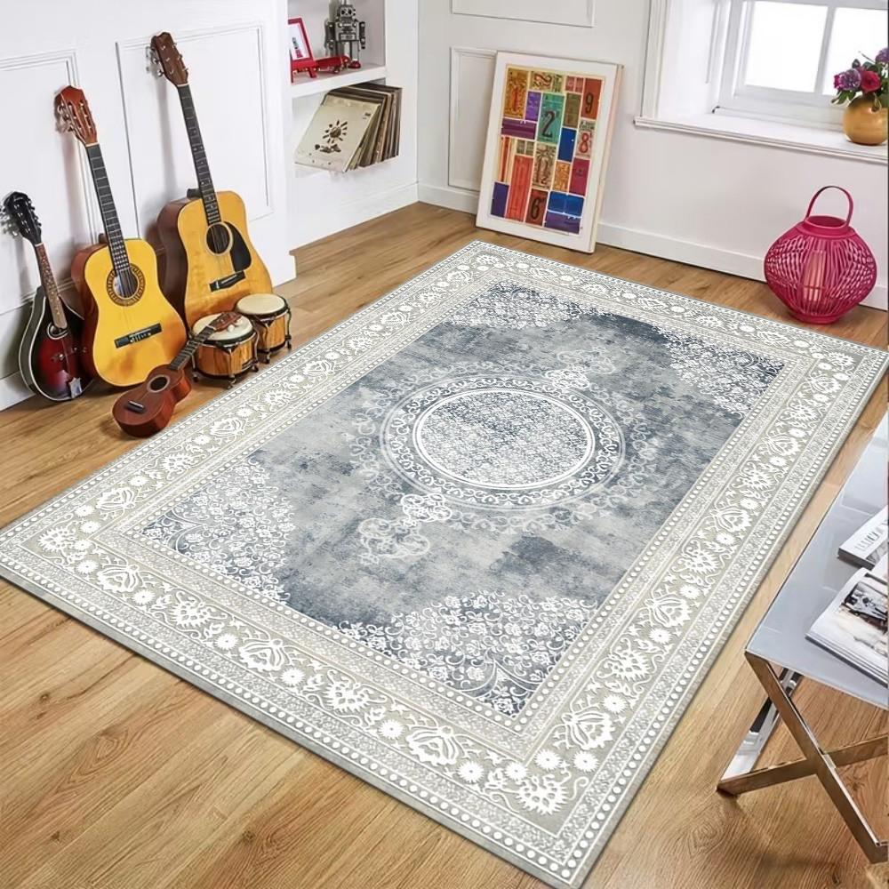 Black White Vintage Luxury Pattern Area Rug Elegant Decorative Floor Carpet for Living Rooms Home Leisure Areas 40x60cm
Black White Vintage Luxury Pattern Area Rug Elegant Decorative Floor Carpet for Living Rooms Home Leisure Areas 40x60cm