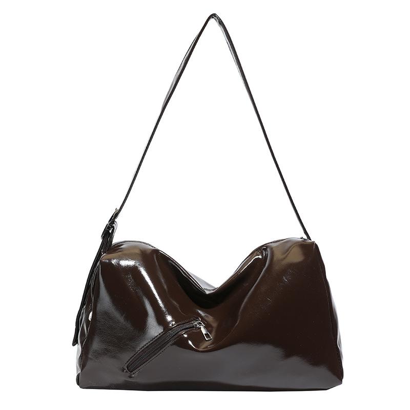 New Spice Girl soft leather bag textured tote bag trendy fashion crossbody shoulder casual large capacity bag
New Spice Girl soft leather bag textured tote bag trendy fashion crossbody shoulder casual large capacity bag