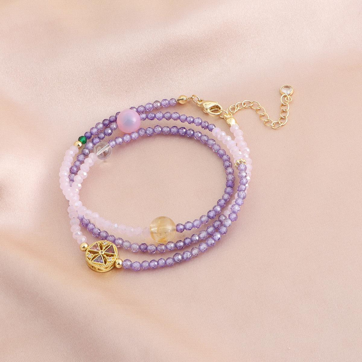 Amethyst three-circle beaded bracelet, sugar heart agate necklace, bracelet two-in-one.
Amethyst three-circle beaded bracelet, sugar heart agate necklace, bracelet two-in-one.