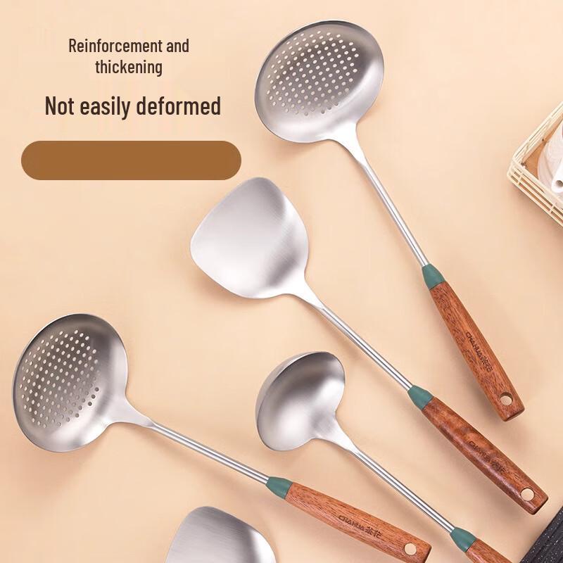 Camellia Premium 304 Stainless Steel Oak Handle Pot Ladle
Camellia Premium 304 Stainless Steel Oak Handle Pot Ladle