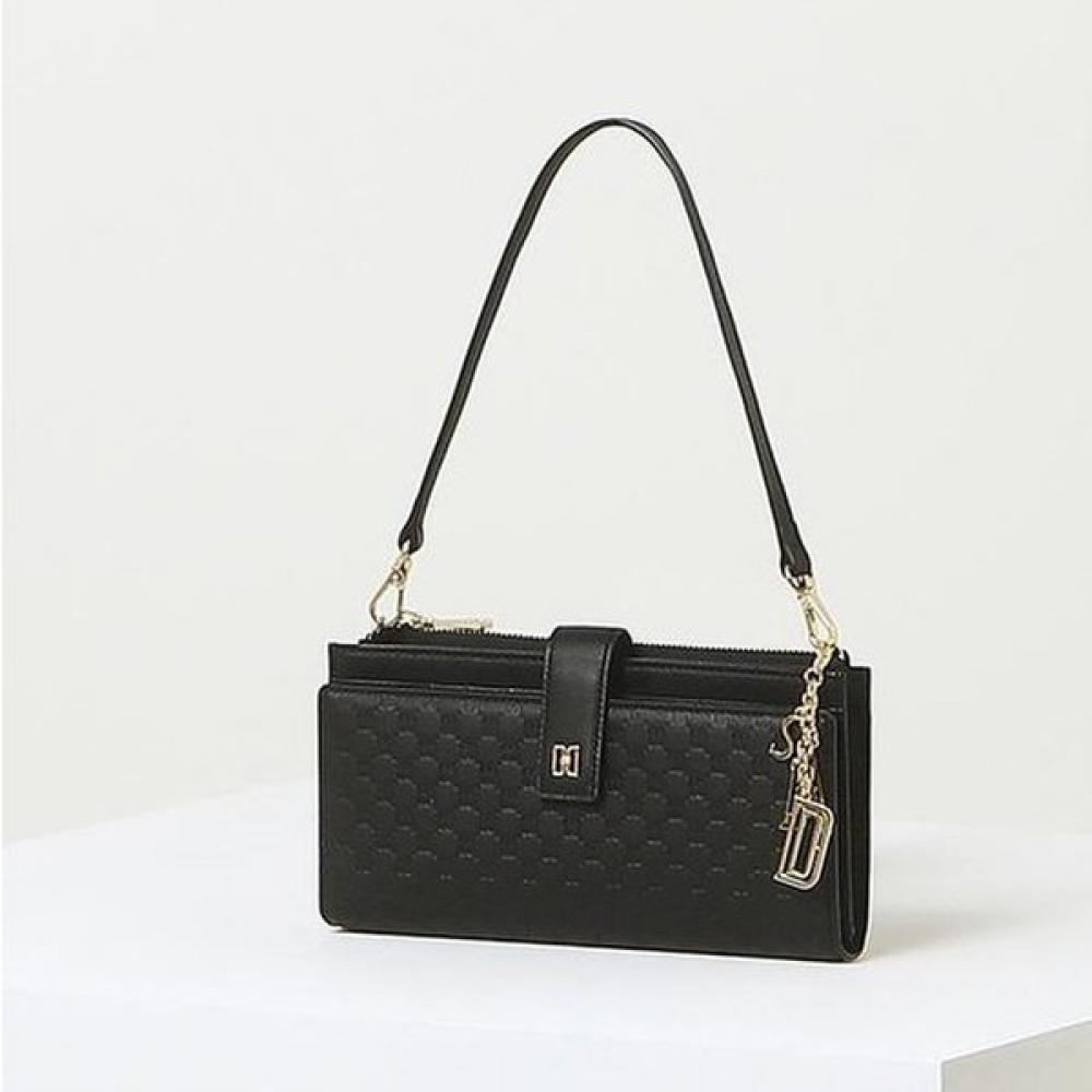 Daks Black Logo Pattern Cowhide Long Wallet Dcwa2f515bk Single option
Daks Black Logo Pattern Cowhide Long Wallet Dcwa2f515bk Single option