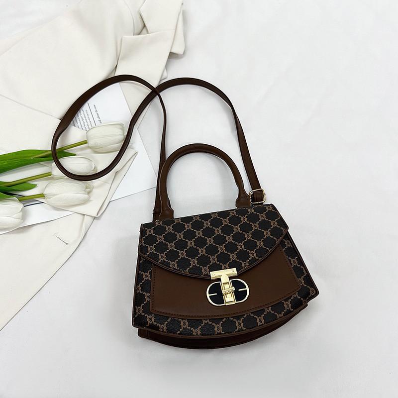 Stylish Black Pu Handbag For Women With Casual Chic Design And Versatile Use коричневий
Stylish Black Pu Handbag For Women With Casual Chic Design And Versatile Use коричневий