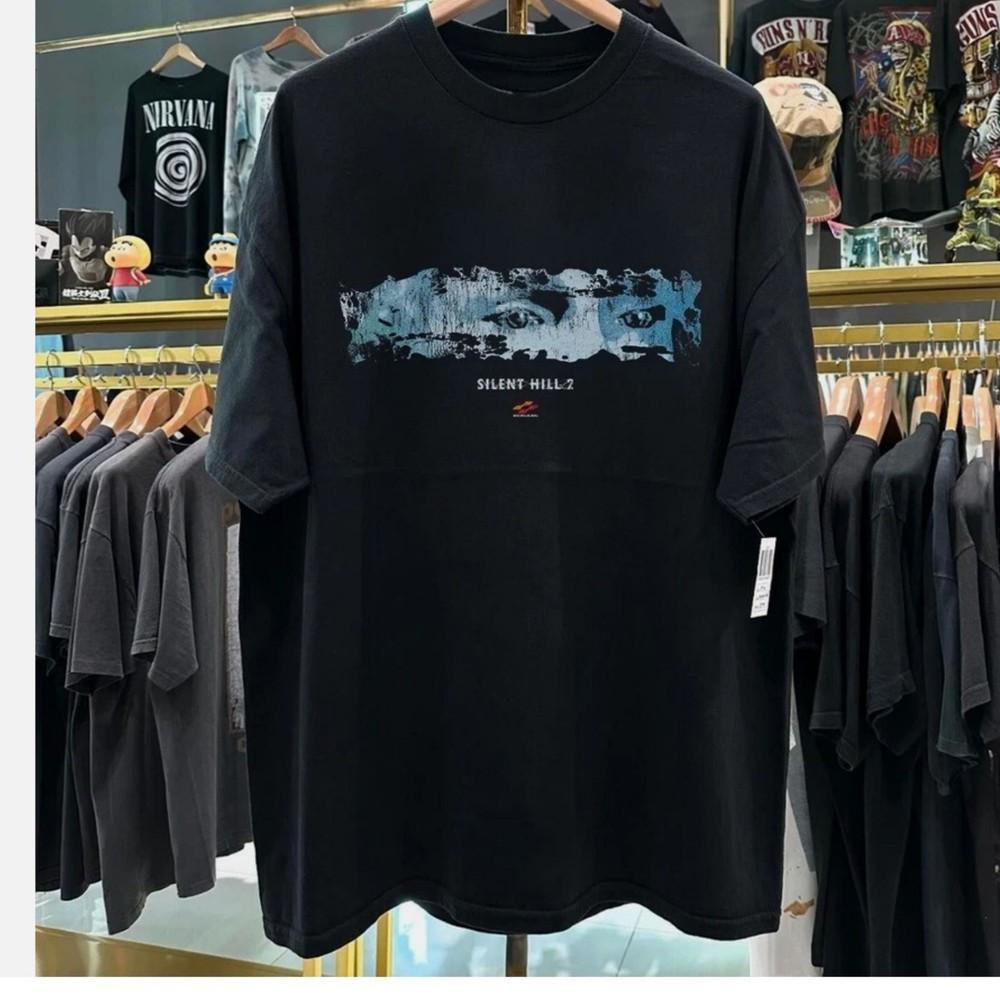 Silent Hill 2 Vintage Tee – Rare Black Horror Game T-Shirt for Collectors Unisex T-Shirt L
Silent Hill 2 Vintage Tee – Rare Black Horror Game T-Shirt for Collectors Unisex T-Shirt L