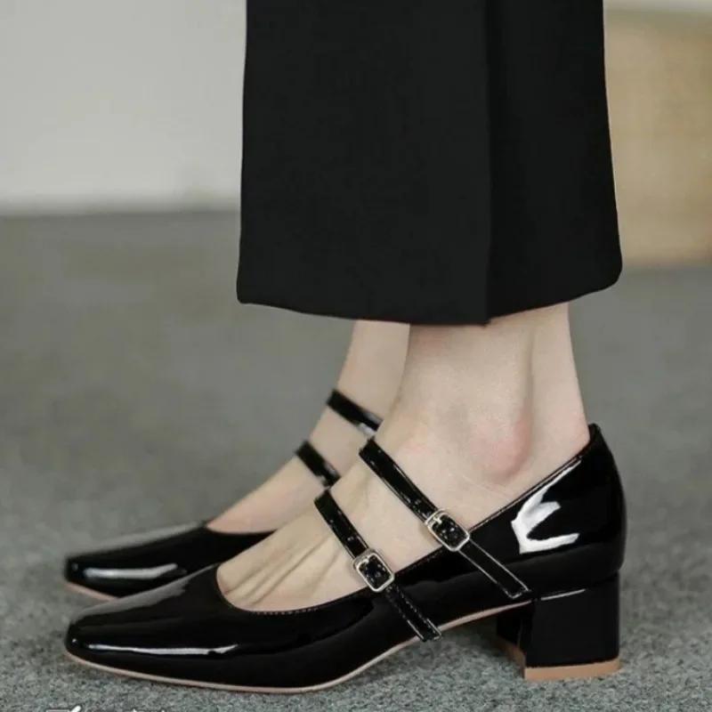 Женская обувь 2025 Новые туфли-лодочки на высоком каблуке Модная женская обувь Ремешок с пряжкой Туфли для платья Женская новая обувь больших размеров Женские туфли 35 чёрный