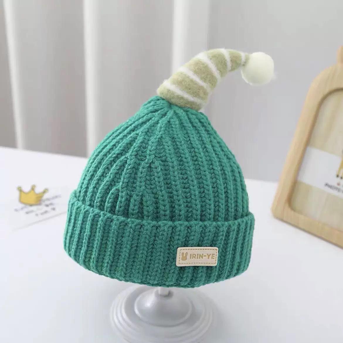 Unisex Wool Ear Flap Hat – Warm, Windproof Knit for Winter & Autumn One Size зелений
Unisex Wool Ear Flap Hat – Warm, Windproof Knit for Winter & Autumn One Size зелений