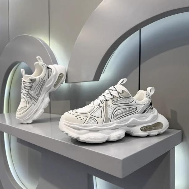 Niche trendy casual sports shoes New comfortable and breathable sports in summer 38 белый
Niche trendy casual sports shoes New comfortable and breathable sports in summer 38 белый