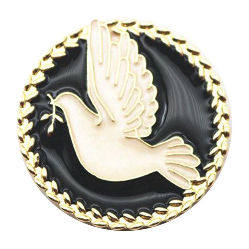 Alloy Couples Lapel Pin Peace Doves Design Shaped Punk Romantic Goth Christmas Badges Brooches Pins for Backpacks чёрный
Alloy Couples Lapel Pin Peace Doves Design Shaped Punk Romantic Goth Christmas Badges Brooches Pins for Backpacks чёрный