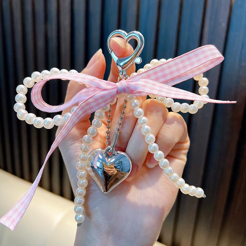 Pearl Bow Heart Pendant Keychain & Phone Charm Gift
Pearl Bow Heart Pendant Keychain & Phone Charm Gift