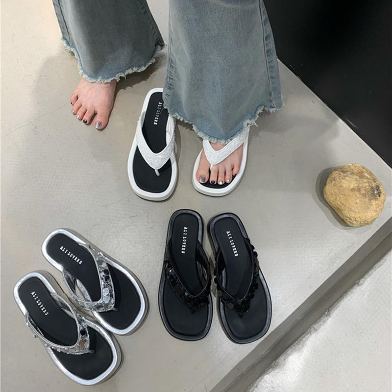 2024 Summers Chunky Women Slippers Fashion Elegant Clip Toe Platform Flats Slides Ladies Outdoor Beach Sandalias Flip Flop
2024 Summers Chunky Women Slippers Fashion Elegant Clip Toe Platform Flats Slides Ladies Outdoor Beach Sandalias Flip Flop