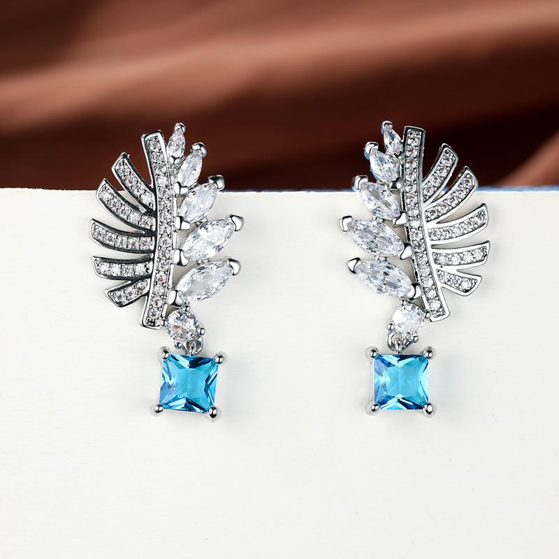 Vintage Aqua Blue Princess Feather Drop Earrings Women Fashion Silver Jewelry Earring aqua синього кольору
Vintage Aqua Blue Princess Feather Drop Earrings Women Fashion Silver Jewelry Earring aqua синього кольору