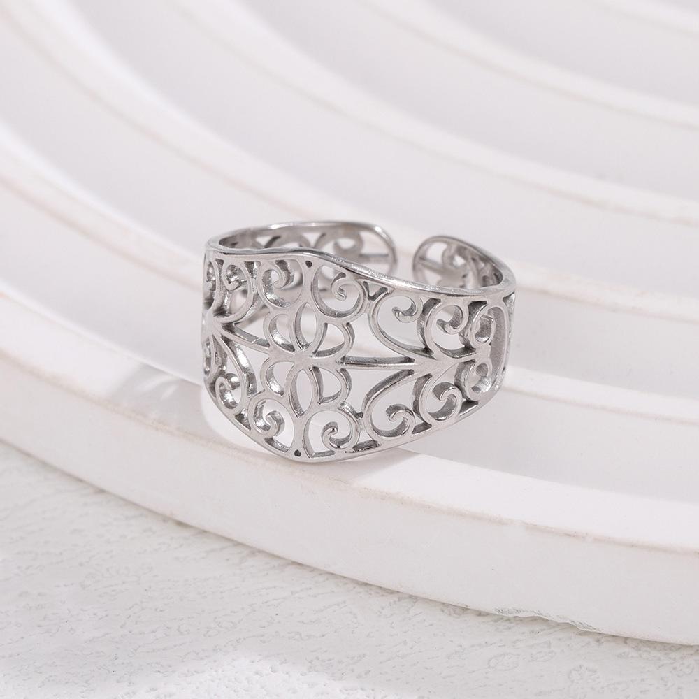 Bohemian Filigree Ring Women Stainless Steel Gold Color Finger Rings Vintage Aesthetic Zircon Birthday Gift Wholesale Open
Bohemian Filigree Ring Women Stainless Steel Gold Color Finger Rings Vintage Aesthetic Zircon Birthday Gift Wholesale Open