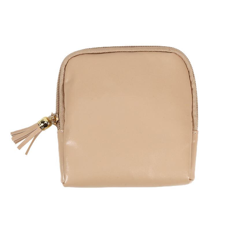 Fashion Travel Portable Jewelry Storage Bag Soft PU Leather Display Case For Ring Earrings Necklaces Organized Jewelry Packaging 1PC коричневий
Fashion Travel Portable Jewelry Storage Bag Soft PU Leather Display Case For Ring Earrings Necklaces Organized Jewelry Packaging 1PC коричневий