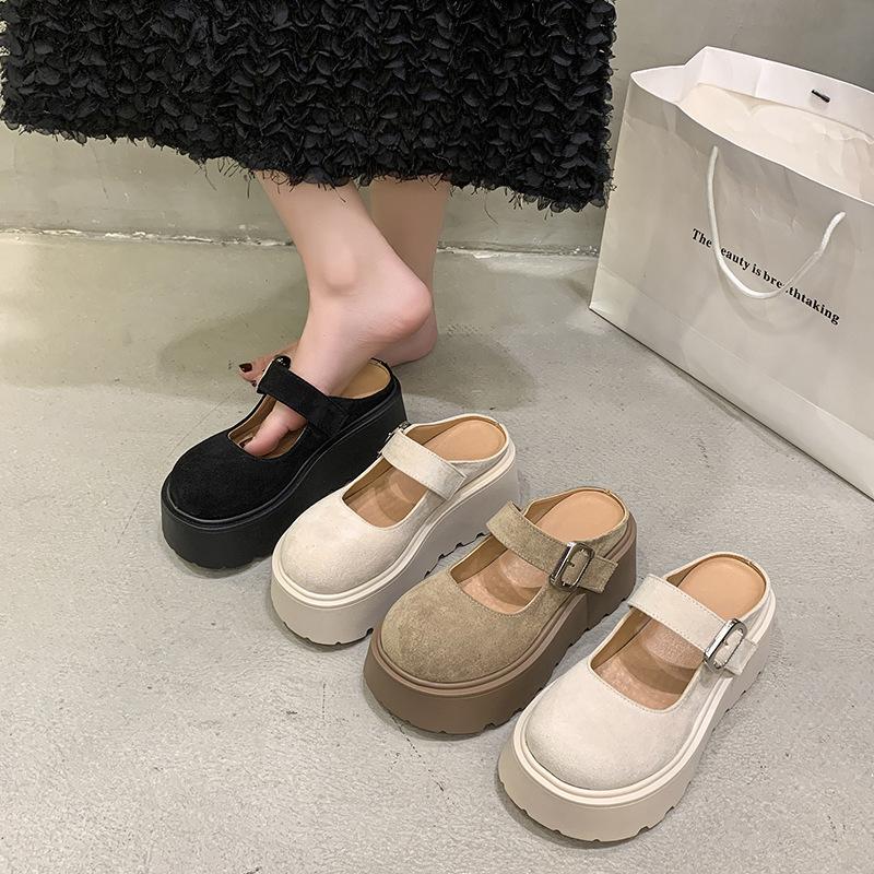 Thick-bottomed spring and summer new casual outer wear Baotou drag non-slip versatile slippers 2025 tide muffin bottom increases 35 чёрный
Thick-bottomed spring and summer new casual outer wear Baotou drag non-slip versatile slippers 2025 tide muffin bottom increases 35 чёрный