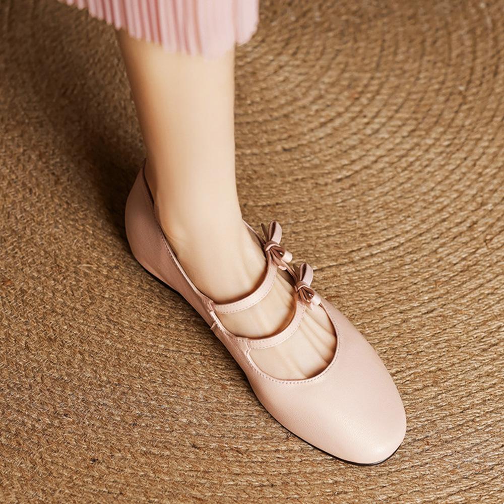French round head bow Mary Jane shoes women s new shallow mouth flat sole shoes versatile leather shallow mouth women s shoes 40
French round head bow Mary Jane shoes women s new shallow mouth flat sole shoes versatile leather shallow mouth women s shoes 40