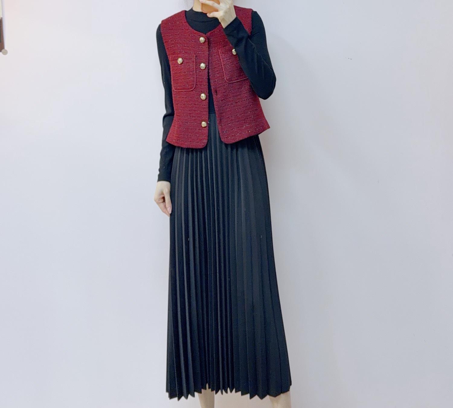 2026 Spring French Vest & Elegant Pleated Patchwork Dress Set M (45-55kg) красный
2026 Spring French Vest & Elegant Pleated Patchwork Dress Set M (45-55kg) красный