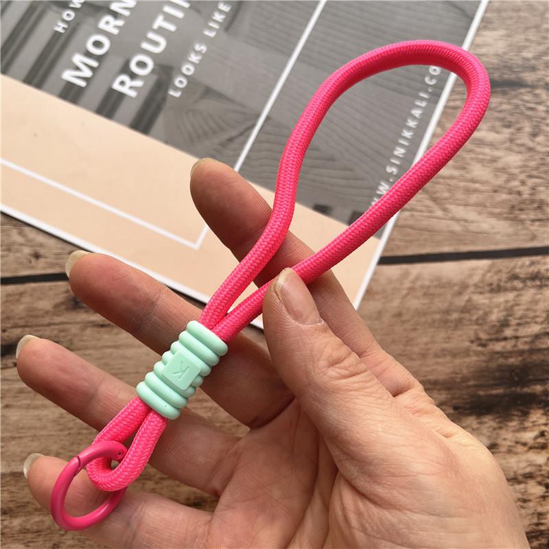 Phone Charms Metal Keychain on the Phone Lanyard Short Style Lanyards Portable Phone Wrist Strap Anti-lost Bracelet Telephone
Phone Charms Metal Keychain on the Phone Lanyard Short Style Lanyards Portable Phone Wrist Strap Anti-lost Bracelet Telephone