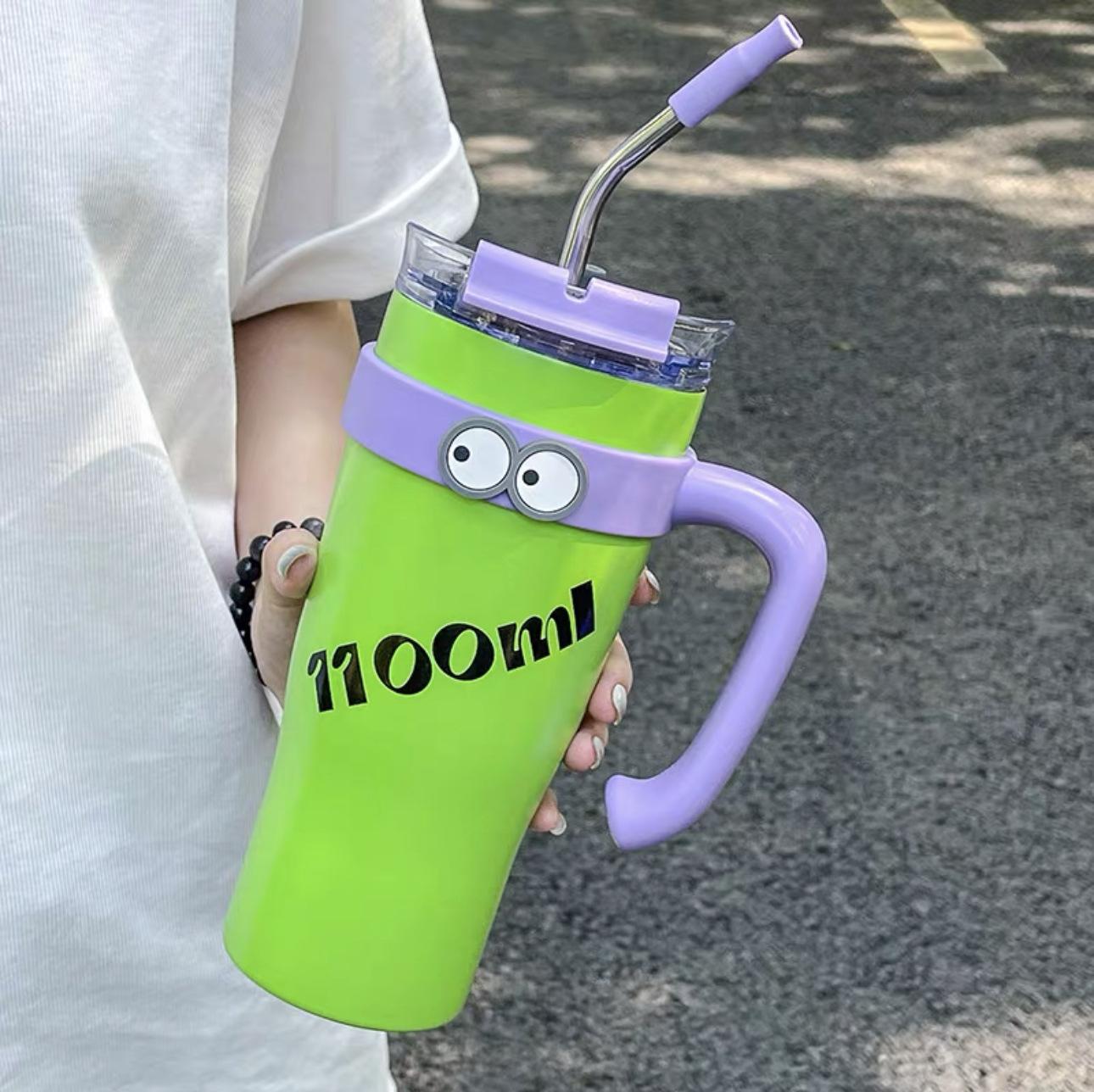 1100ml Dual Drink Vacuum Flask with Straw Car Thermal Cup Keeps Cold and Heat High Capacity Thermos Bottle Travel Coffee Cup 1100ml
1100ml Dual Drink Vacuum Flask with Straw Car Thermal Cup Keeps Cold and Heat High Capacity Thermos Bottle Travel Coffee Cup 1100ml