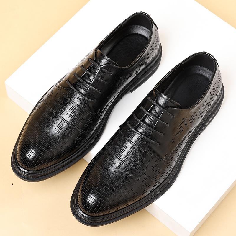 2025 summer hollow leather shoes men s dress breathable hole shoes punched British suit sandals 2025 37
2025 summer hollow leather shoes men s dress breathable hole shoes punched British suit sandals 2025 37
