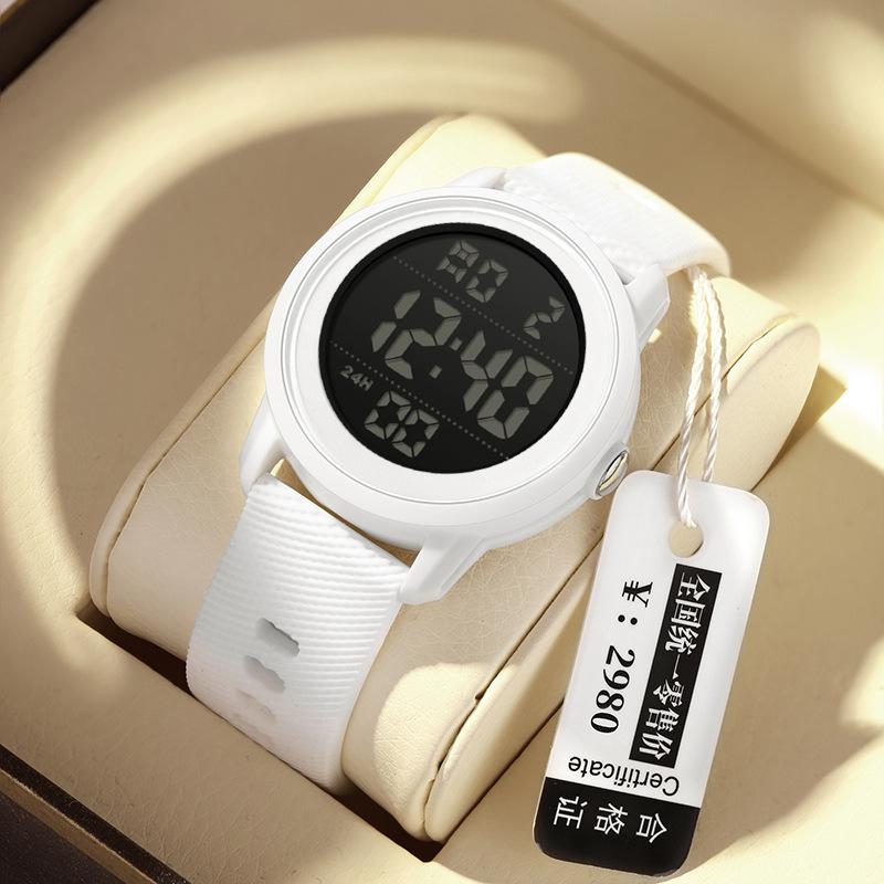 Watch For Boys, Middle And High School Students, Sports Waterproof And Anti-Drop Luminous With Alarm Clock, Multi-Functional Youth Electronic Watch
Watch For Boys, Middle And High School Students, Sports Waterproof And Anti-Drop Luminous With Alarm Clock, Multi-Functional Youth Electronic Watch