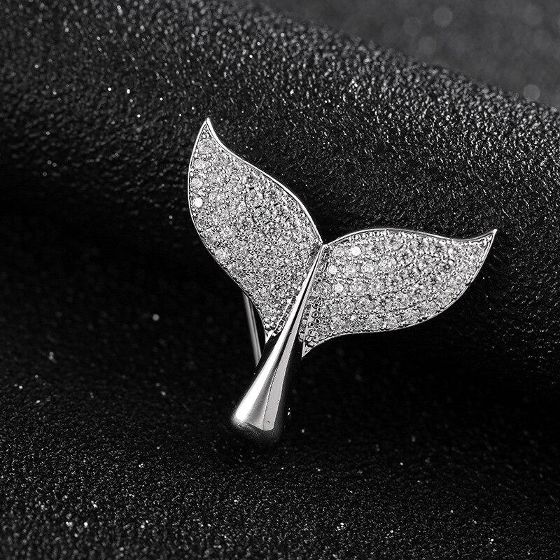 Blucome кубическая брошь в форме рыбьего хвоста для женщин золотого цвета животное мужской костюм украшение серебряный
Blucome кубическая брошь в форме рыбьего хвоста для женщин золотого цвета животное мужской костюм украшение серебряный