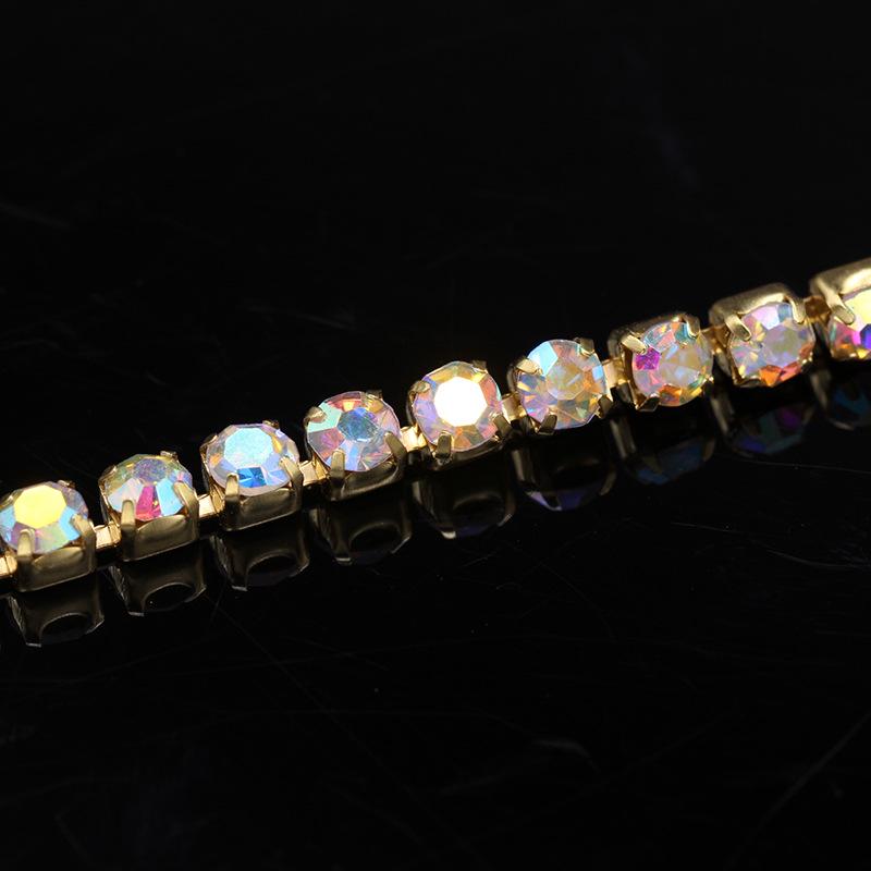 Цепочка из переливающихся белых стразов 2-6 мм для изготовления украшений своими руками и украшения чехла для телефона 2mm 0.9m
Цепочка из переливающихся белых стразов 2-6 мм для изготовления украшений своими руками и украшения чехла для телефона 2mm 0.9m