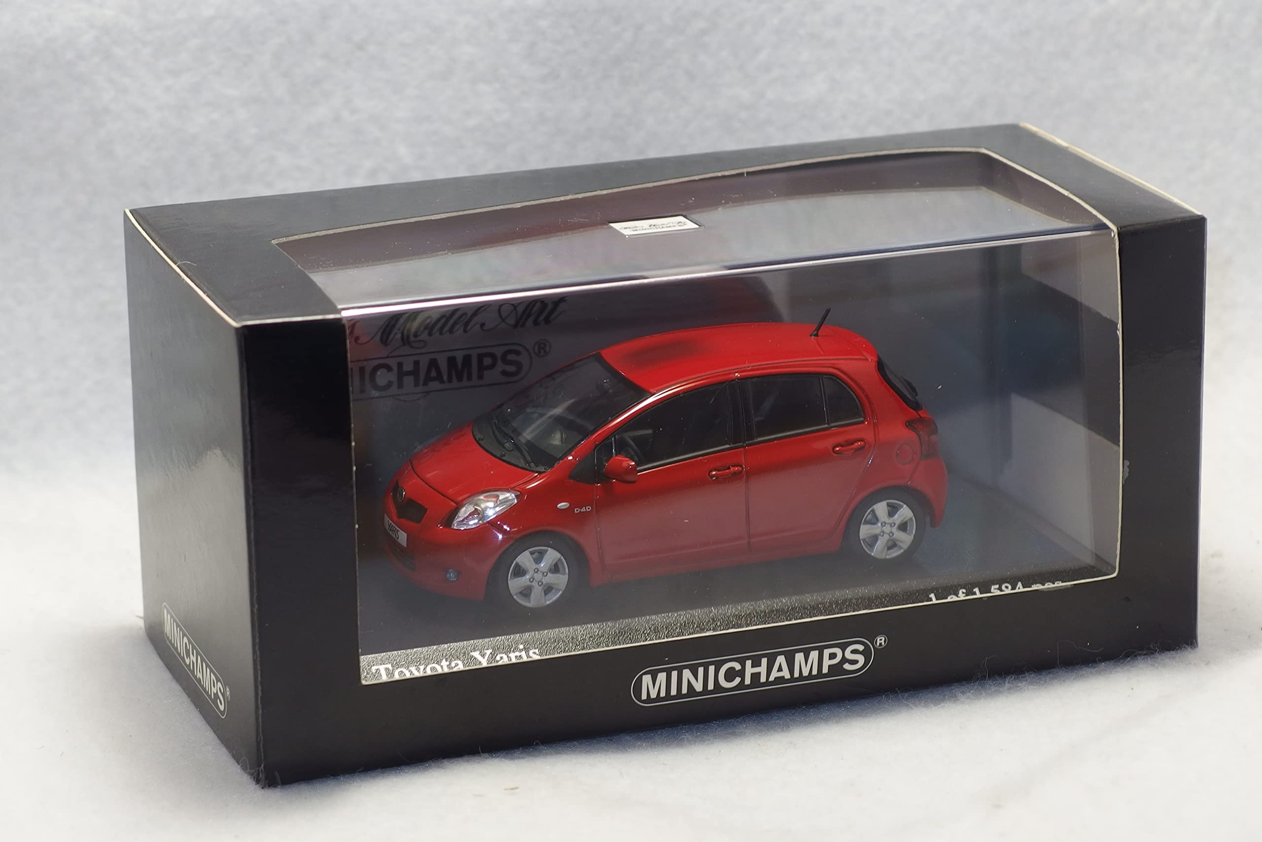 Minichamps масштаб Toyota Yaris 2005 Красный 1/43
Minichamps масштаб Toyota Yaris 2005 Красный 1/43