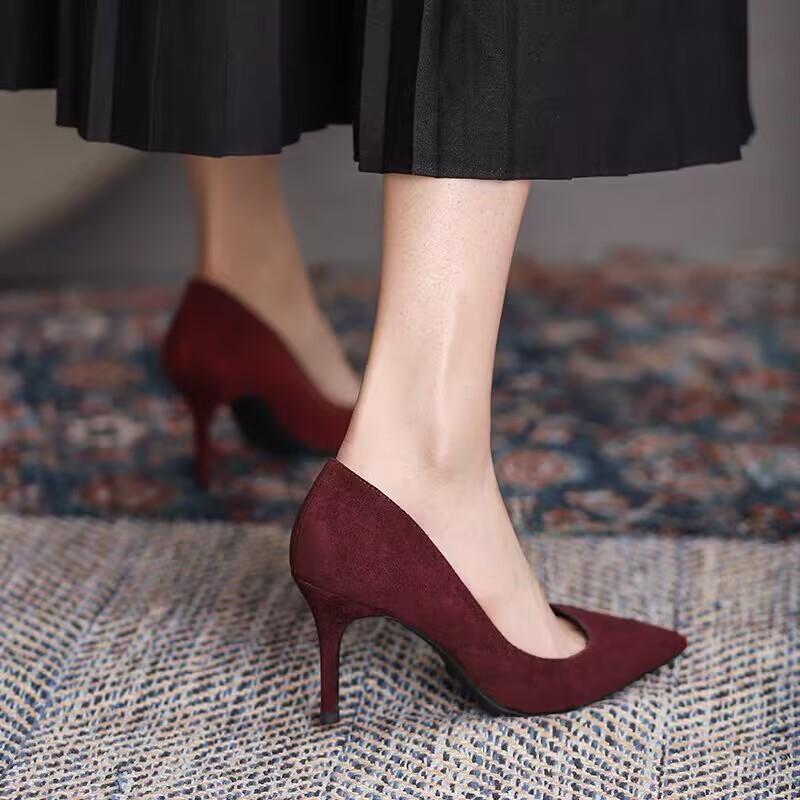 Spring 2025 new light mouth large size fine heel solid color fashionable simple pointed women s fashion shoes 42 36 бордовый
Spring 2025 new light mouth large size fine heel solid color fashionable simple pointed women s fashion shoes 42 36 бордовый